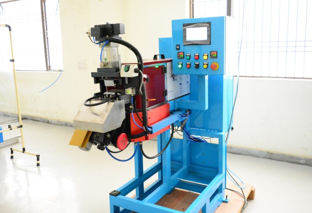 Flash Free die casting Machine